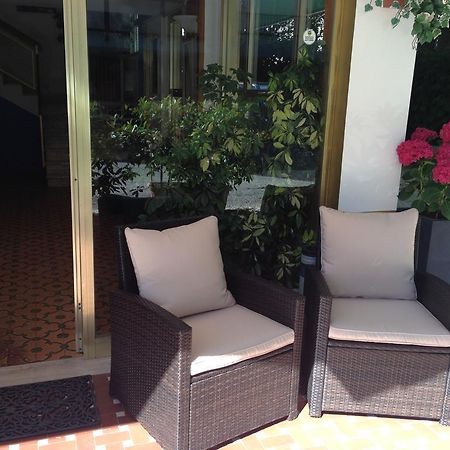 Hotel Mirella Rimini Exterior photo