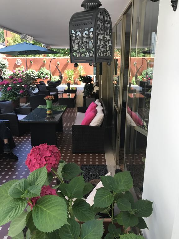 Hotel Mirella Rimini Exterior photo